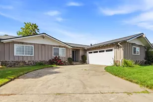 1310 Cedar Ct, Gilroy, CA 95020 - Photo 4