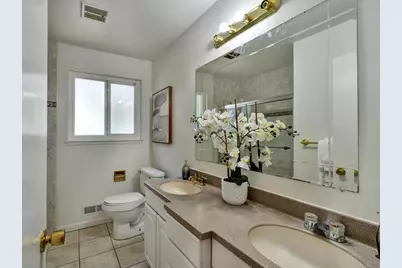 1394 Bobwhite Ave, Sunnyvale, CA 94087 - Photo 16