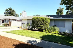 1026-1028 Nottingham Pl, San Jose, CA 95117 - Photo 2