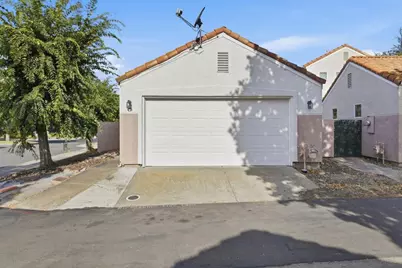 9113 Haussman St, Elk Grove, CA 95758 - Photo 36