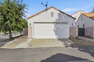 9113 Haussman St, Elk Grove, CA 95758 - Photo 36