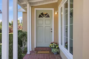 1945 Birch Ave, San Carlos, CA 94070 - Photo 8