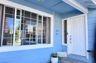 90 Adrian Dr, Hollister, CA 95023 - Photo 2