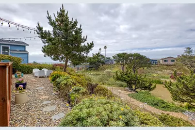 2395 Delaware Ave 158, Santa Cruz, CA 95060 - Photo 44