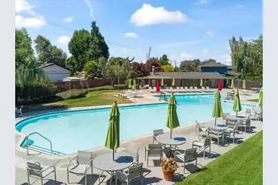 2390 Harris Ct, San Jose, CA 95124 - Photo 32