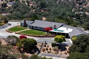 60 Seca Pl, Salinas, CA 93908 - Photo 1