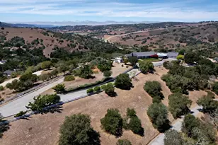 60 Seca Pl, Salinas, CA 93908 - Photo 6