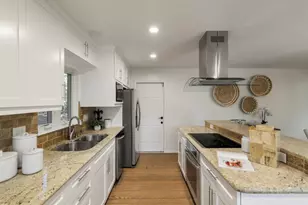 48 Williams Ln, San Carlos, CA 94070 - Photo 8