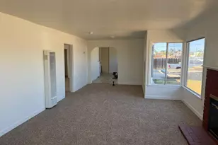 85 Paloma Ave, Salinas, CA 93905 - Photo 6