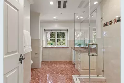 2801 Easton Dr, Hillsborough, CA 94010 - Photo 38