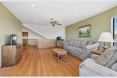275 Nicholson Dr, Hollister, CA 95023 - Photo 52