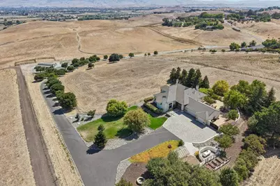 275 Nicholson Dr, Hollister, CA 95023 - Photo 80