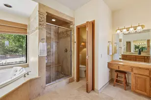 275 Nicholson Dr, Hollister, CA 95023 - Photo 44