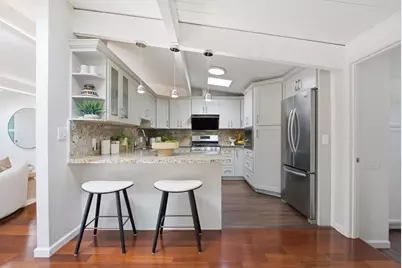 952 Dennis Dr, Palo Alto, CA 94303 - Photo 12