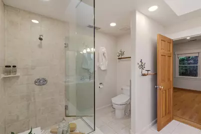 408 Warren Rd, San Mateo, CA 94402 - Photo 44