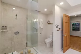 408 Warren Rd, San Mateo, CA 94402 - Photo 44