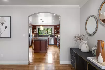 23 Shasta Ct, South San Francisco, CA 94080 - Photo 8