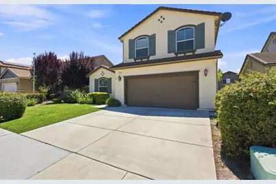 1631 Panorama Dr, Hollister, CA 95023 - Photo 2