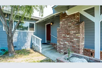 136 Del Mar Dr, Salinas, CA 93901 - Photo 4