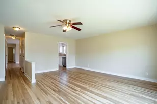 136 Del Mar Dr, Salinas, CA 93901 - Photo 6