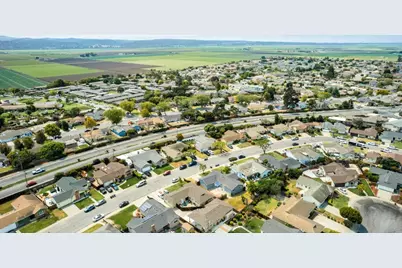 136 Del Mar Dr, Salinas, CA 93901 - Photo 52