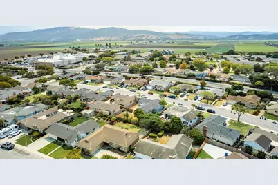 136 Del Mar Dr, Salinas, CA 93901 - Photo 54