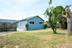 136 Del Mar Dr, Salinas, CA 93901 - Photo 48