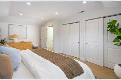 731 W Capistrano Way, San Mateo, CA 94402 - Photo 24