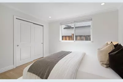 731 W Capistrano Way, San Mateo, CA 94402 - Photo 20