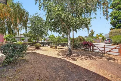 2050 Halterman Ave, Santa Cruz, CA 95062 - Photo 34