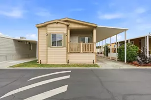 586 Mountain Home Dr 586, San Jose, CA 95136 - Photo 1