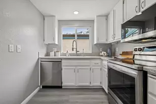 911 Fassler Ave, Pacifica, CA 94044 - Photo 18