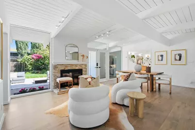 651 E Meadow Dr, Palo Alto, CA 94306 - Photo 8