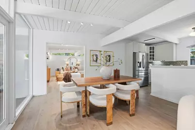 651 E Meadow Dr, Palo Alto, CA 94306 - Photo 12
