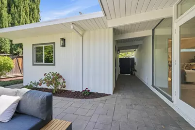 651 E Meadow Dr, Palo Alto, CA 94306 - Photo 58