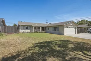 754 San Simeon Dr, Salinas, CA 93901 - Photo 4