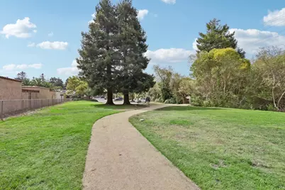 1712 Escalona Dr, Santa Cruz, CA 95060 - Photo 32