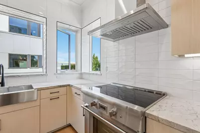 100 Koa Ct, Palo Alto, CA 94306 - Photo 8