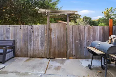 19233 Creekside Ln, Salinas, CA 93908 - Photo 22