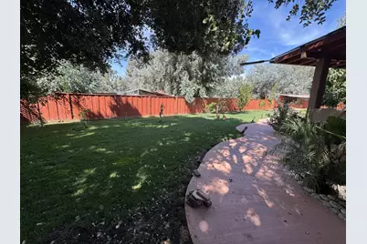 12235 Foothill Ave, San Martin, CA 95046 - Photo 10