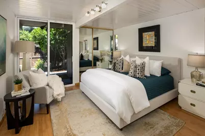 1131 Parkinson Ave, Palo Alto, CA 94301 - Photo 16