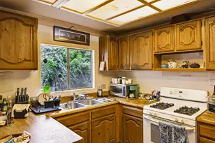 1123 Seaview Ave, Pacific Grove, CA 93950 - Photo 8