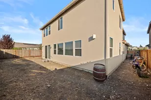2540 Ryan Dr, Hollister, CA 95023 - Photo 70