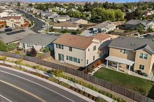 2540 Ryan Dr, Hollister, CA 95023 - Photo 106