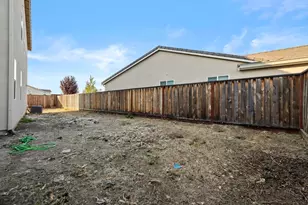 2540 Ryan Dr, Hollister, CA 95023 - Photo 78