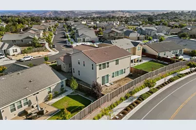2540 Ryan Dr, Hollister, CA 95023 - Photo 86