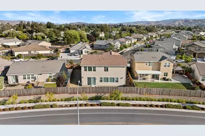 2540 Ryan Dr, Hollister, CA 95023 - Photo 104