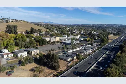 541-545 Admiral Callaghan Ln, Vallejo, CA 94591 - Photo 8