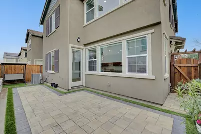 1426 S Central Pkwy, Mountain House, CA 95391 - Photo 38
