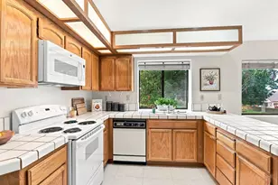 7660 Falkirk Dr, San Jose, CA 95135 - Photo 10
